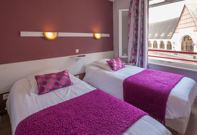 Imagen de la habitación del Hotel Les Arcades, LE TOUQUET. Foto 8