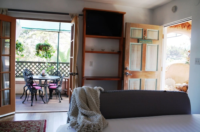 Imagen de la habitación del Hotel Les Artistes Inn. Foto 6