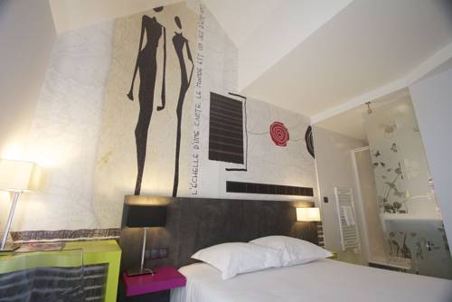 Imagen de la habitación del Hotel Les Ast&eacute;ries. Foto 3