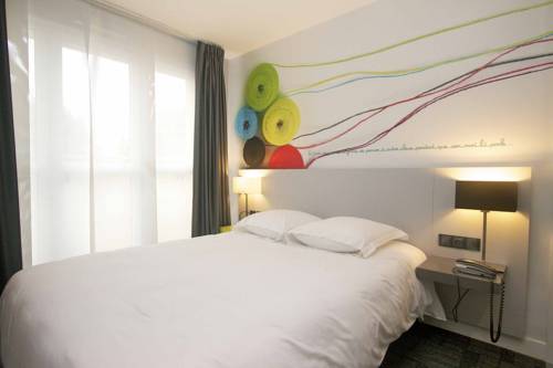 Imagen de la habitación del Hotel Les Ast&eacute;ries. Foto 10