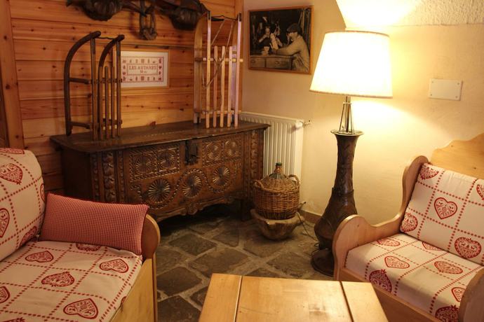 Imagen de los interiores del Hotel Les Autanes. Foto 19