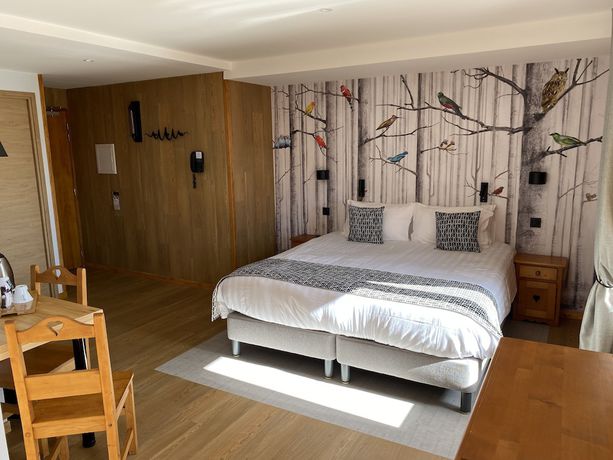 Imagen de la habitación del Hotel Les Autanes. Foto 1