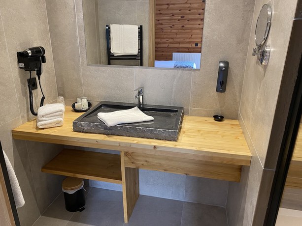 Imagen de la habitación del Hotel Les Autanes. Foto 2