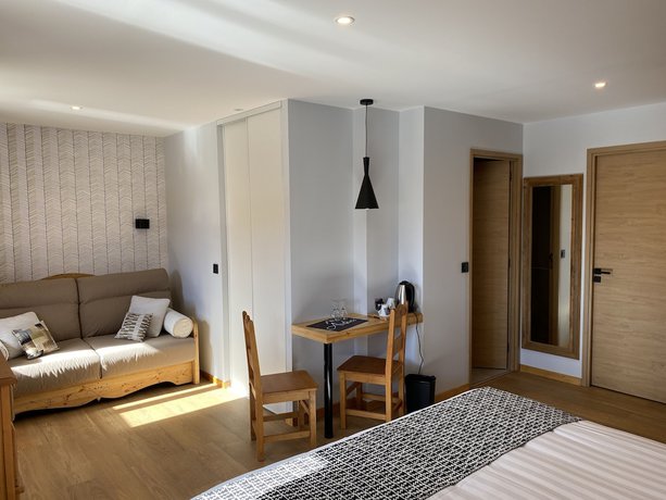 Imagen de la habitación del Hotel Les Autanes. Foto 9