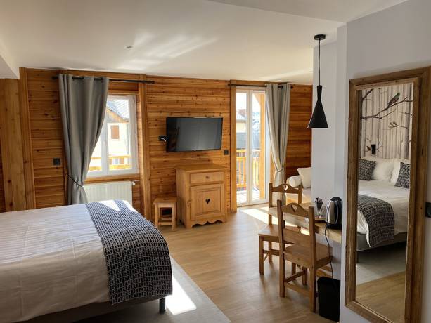 Imagen de la habitación del Hotel Les Autanes. Foto 14