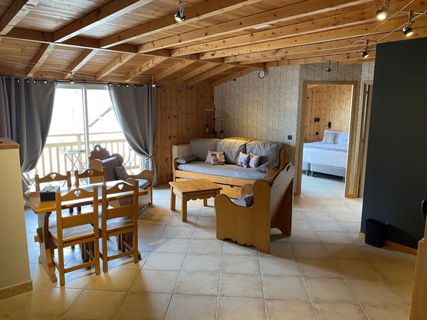 Imagen de la habitación del Hotel Les Autanes. Foto 18