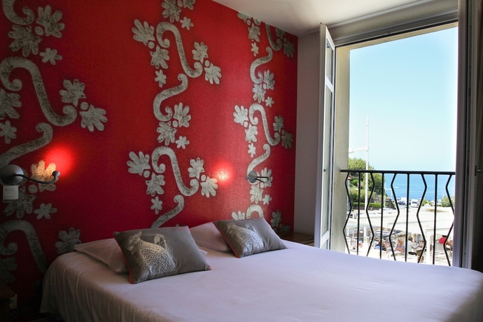 Imagen de la habitación del Hotel Les Baigneuses de Biarritz. Foto 11