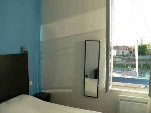 Imagen de la habitación del Hotel Les Bains Boyardville - H&ocirc;tel Et Restaurant. Foto 2