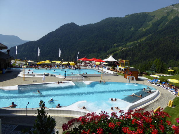 Imagen de los exteriores del Hotel Les Bains D'ovronnaz. Foto 9