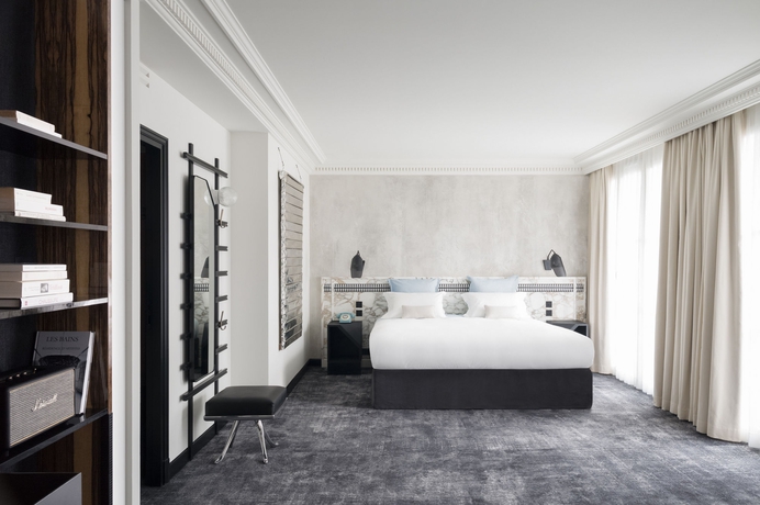 Imagen de la habitación del Hotel Les Bains. Foto 6