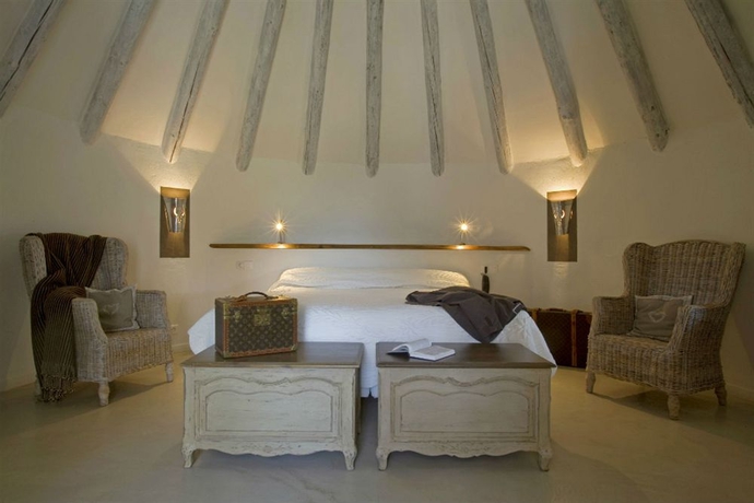 Imagen de la habitación del Hotel Les Bains Gardians. Foto 11