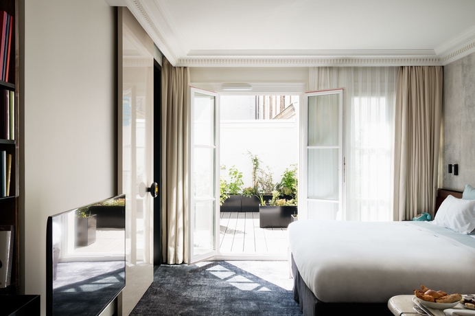 Imagen de la habitación del Hotel Les Bains, Temple-R&eacute;publique. Foto 3