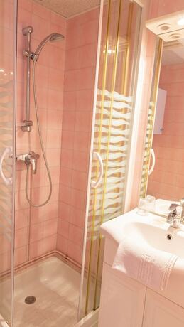 Imagen general del Hotel Les Bains de Mer. Foto 4