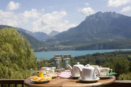 Imagen de la habitación del Hotel Les Balcons Du Lac D'annecy - Neaclub. Foto 2