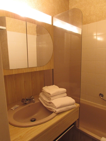 Imagen de la habitación del Hotel Les Balcons Du Soleil, Font Romeu. Foto 8