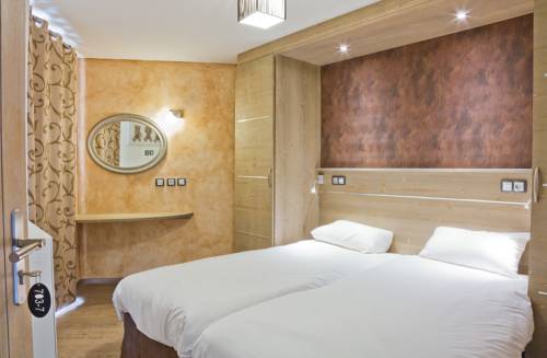 Imagen de la habitación del Hotel Les Balcons Platinium. Foto 14