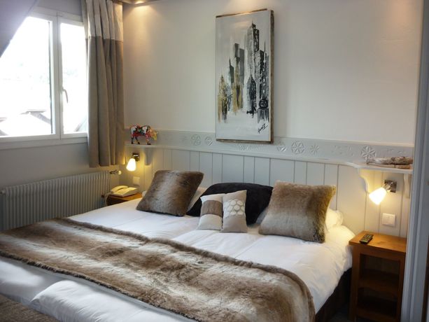 Imagen de los exteriores del Hotel Les Bartavelles. Foto 11