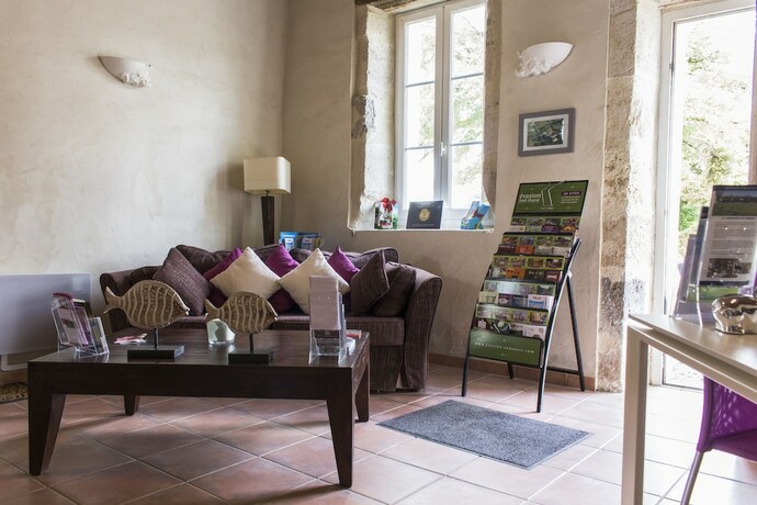 Imagen general del Hotel Les Bastides Du Golf D Albret. Foto 10