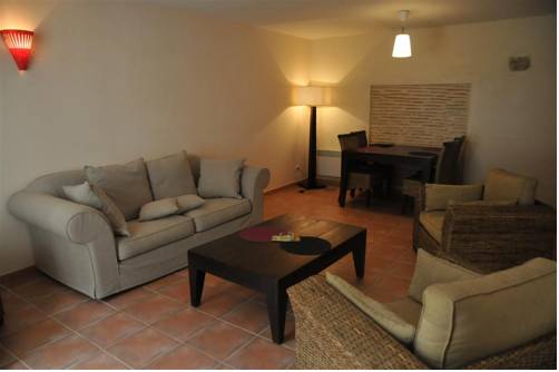Imagen de la habitación del Hotel Les Bastides Du Golf D'albret. Foto 6