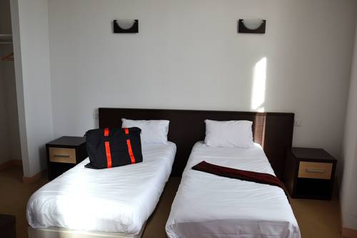 Imagen de la habitación del Hotel Les B&eacute;n&eacute;dictins. Foto 4