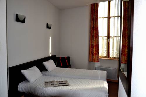 Imagen de la habitación del Hotel Les B&eacute;n&eacute;dictins. Foto 5
