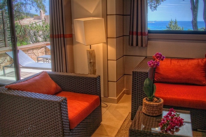 Imagen de los interiores del Hotel Les Bergeries De Palombaggia. Foto 13