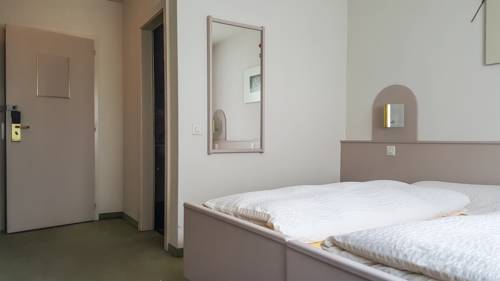 Imagen de la habitación del Hotel Les Berges. Foto 4