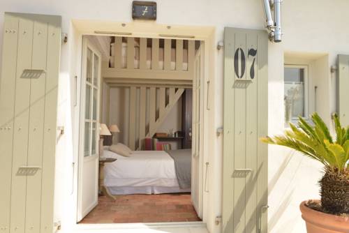 Imagen de la habitación del Hotel Les Bois Flottais. Foto 5