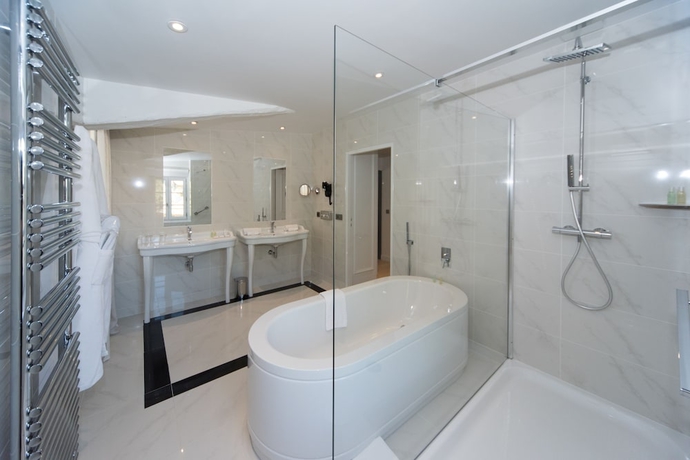 Imagen de la habitación del Hotel Les Bories and Spa. Foto 11