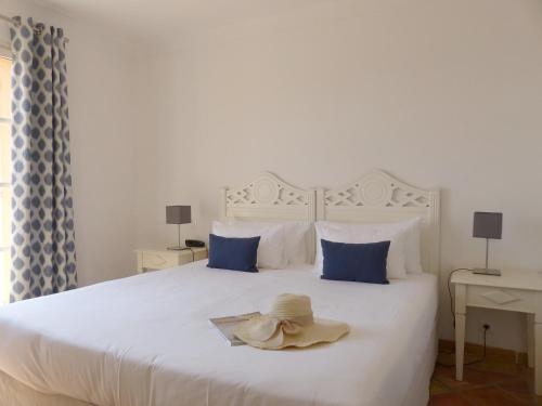 Imagen de la habitación del Hotel Les Bouis. Foto 6