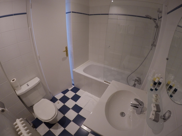 Imagen de la habitación del Hotel Les Brises. Foto 5