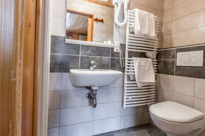 Imagen de la habitación del Hotel Les Bruy&egrave;res, Morzine. Foto 19