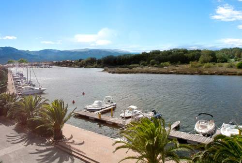 Imagen de la habitación del Hotel Les Bulles De Mer. Foto 6