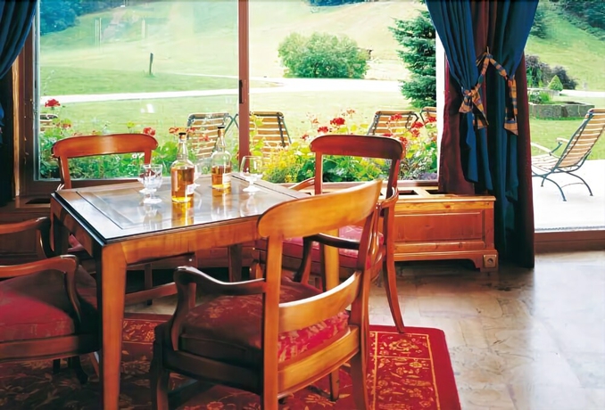 Imagen de la habitación del Hotel Les Buttes. Foto 12