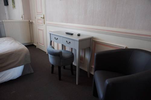 Imagen de la habitación del Hotel Les Cabines. Foto 3