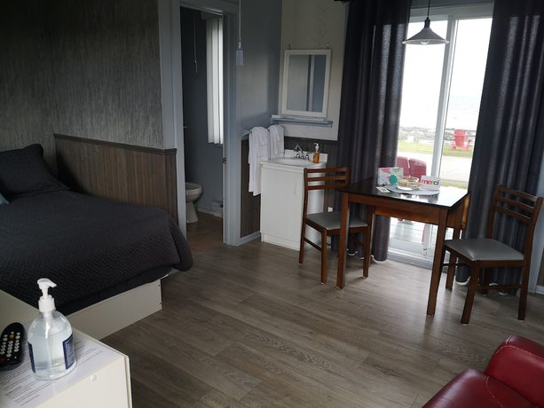 Imagen de la habitación del Hotel Les Cabines du Phare. Foto 19