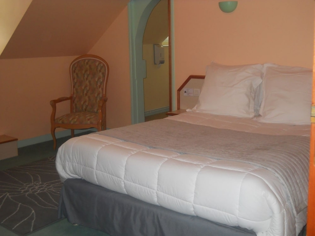 Imagen de la habitación del Hotel Les Camélias. Foto 5