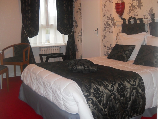 Imagen de la habitación del Hotel Les Camélias. Foto 8