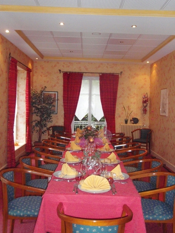 Imagen del bar/restaurante del Hotel Les Camélias. Foto 2