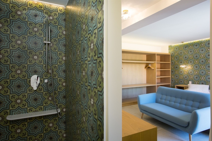 Imagen de la habitación del Hotel Les Capucines. Foto 9