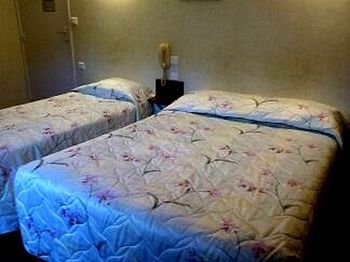 Imagen de la habitación del Hotel Les Carillons. Foto 6