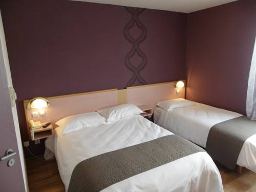 Imagen de la habitación del Hotel Les Ch&acirc;taigniers. Foto 10