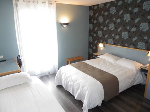 Imagen de la habitación del Hotel Les Ch&acirc;taigniers. Foto 14