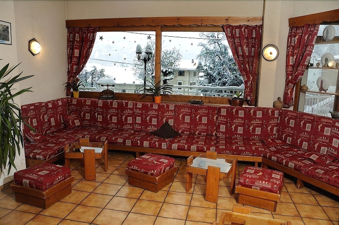 Imagen del bar/restaurante del Hotel Les Chalets. Foto 6