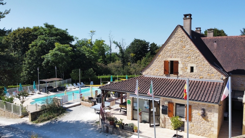 Imagen de los interiores del Hotel Les Chalets d\'Argentouleau. Foto 19