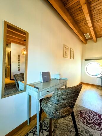 Imagen de la habitación del Hotel Les Chambres De La Renaissance. Foto 11