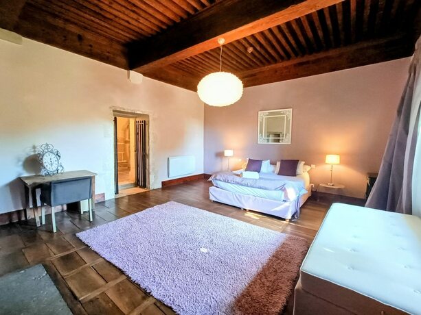 Imagen general del Hotel Les Chambres De La Renaissance. Foto 8