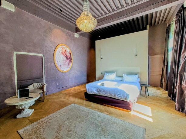 Imagen general del Hotel Les Chambres De La Renaissance. Foto 9