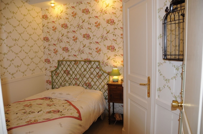 Imagen de la habitación del Hotel Les Chambres Du Vend&ocirc;me. Foto 7