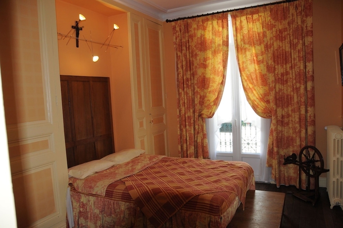 Imagen de la habitación del Hotel Les Chambres Du Vend&ocirc;me. Foto 17